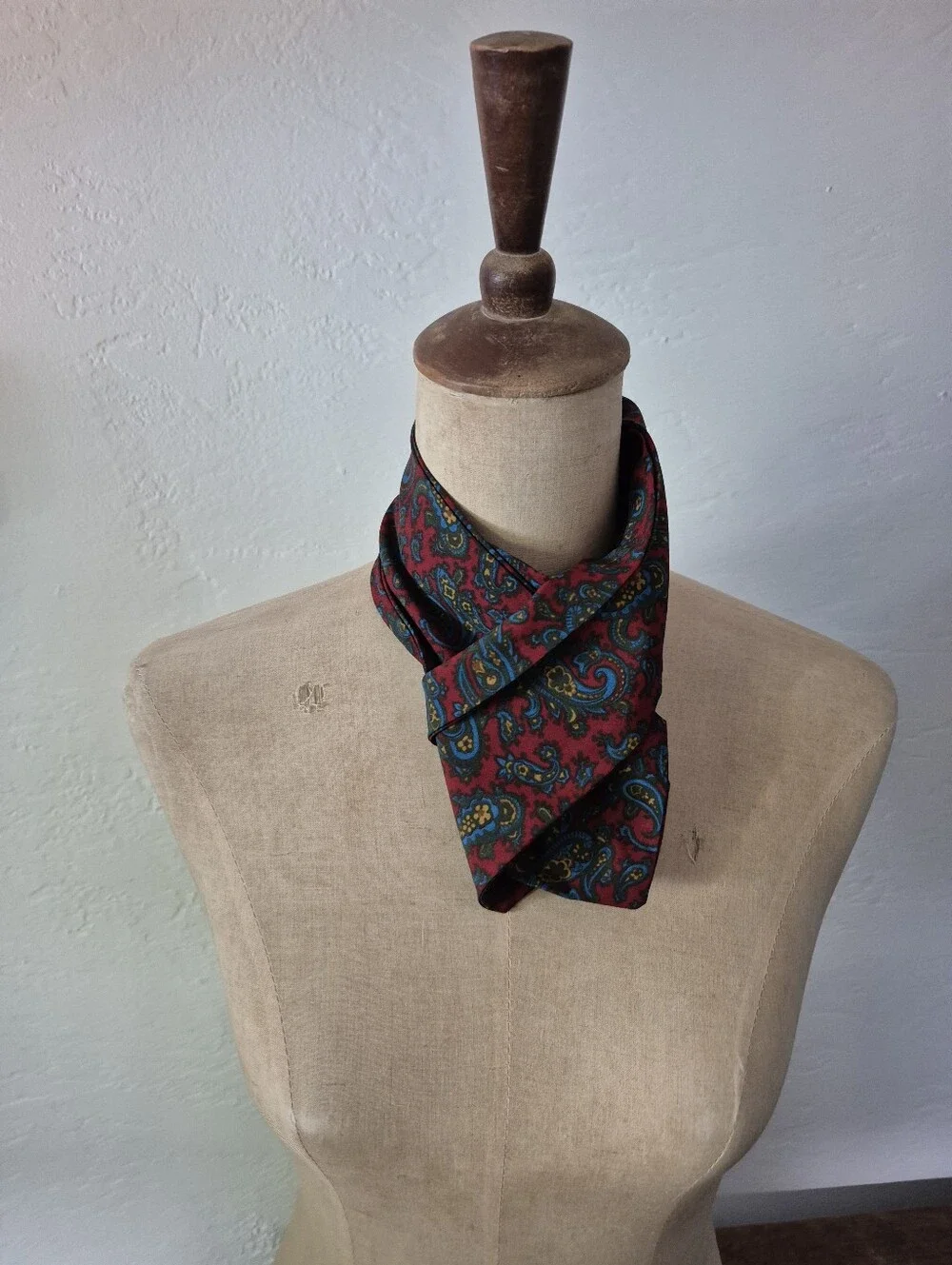 Vintage Paisley Cravat Ascot Tie in Burgundy and Teal